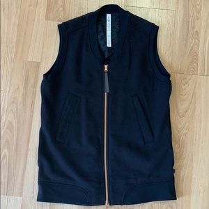 NWOT Lululemon Departure Vest Sz 6